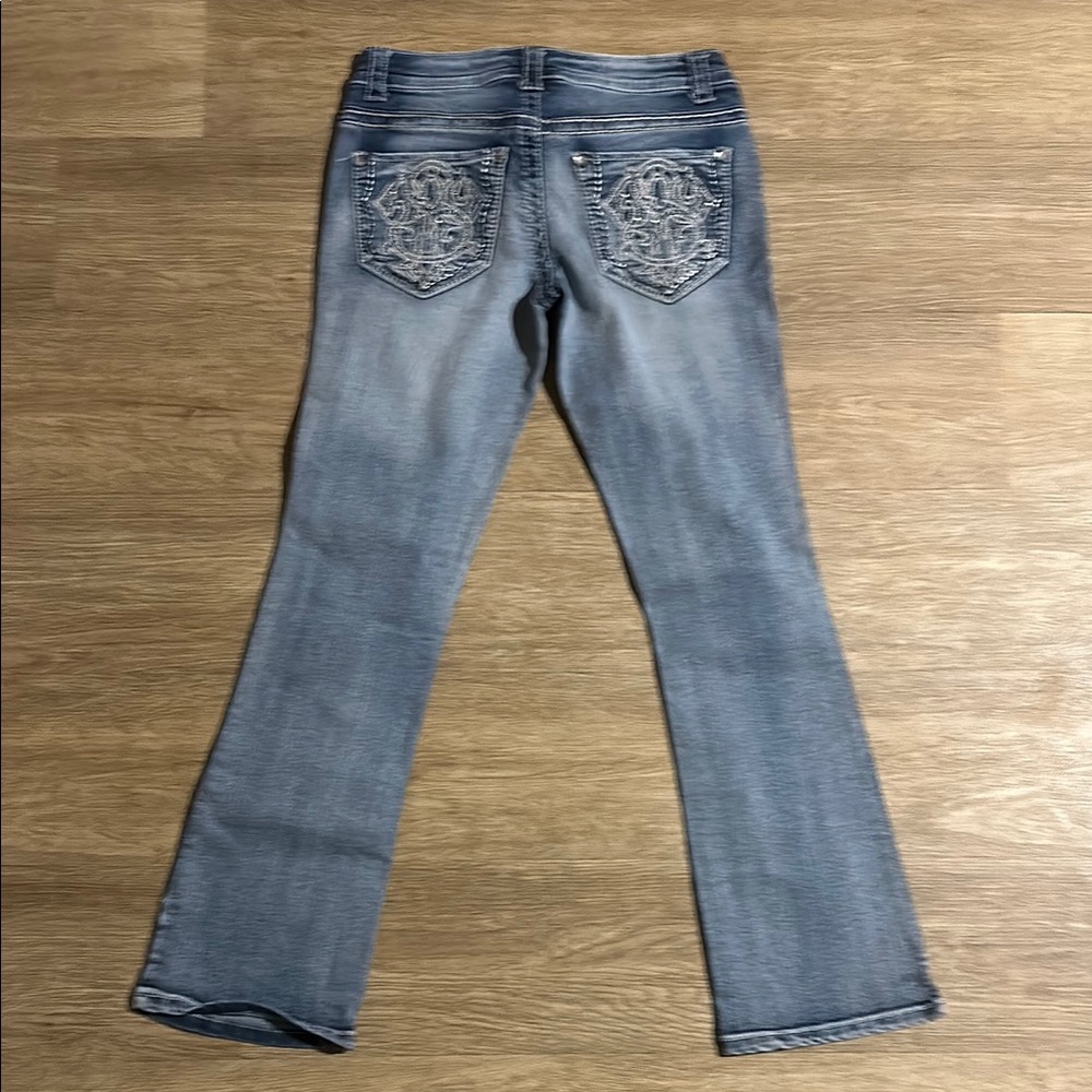 Paisley Sky Blue Boot Cut Jeans with Embroidery and Distressed Details. Size 6 - Picture 12 of 13
